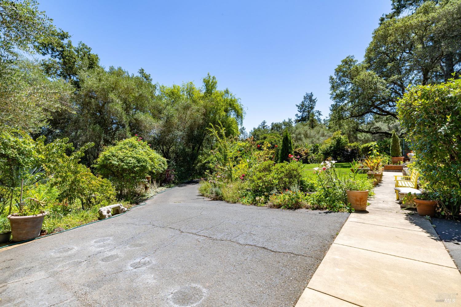1431 Manzanita Avenue Santa Rosa CA 95404