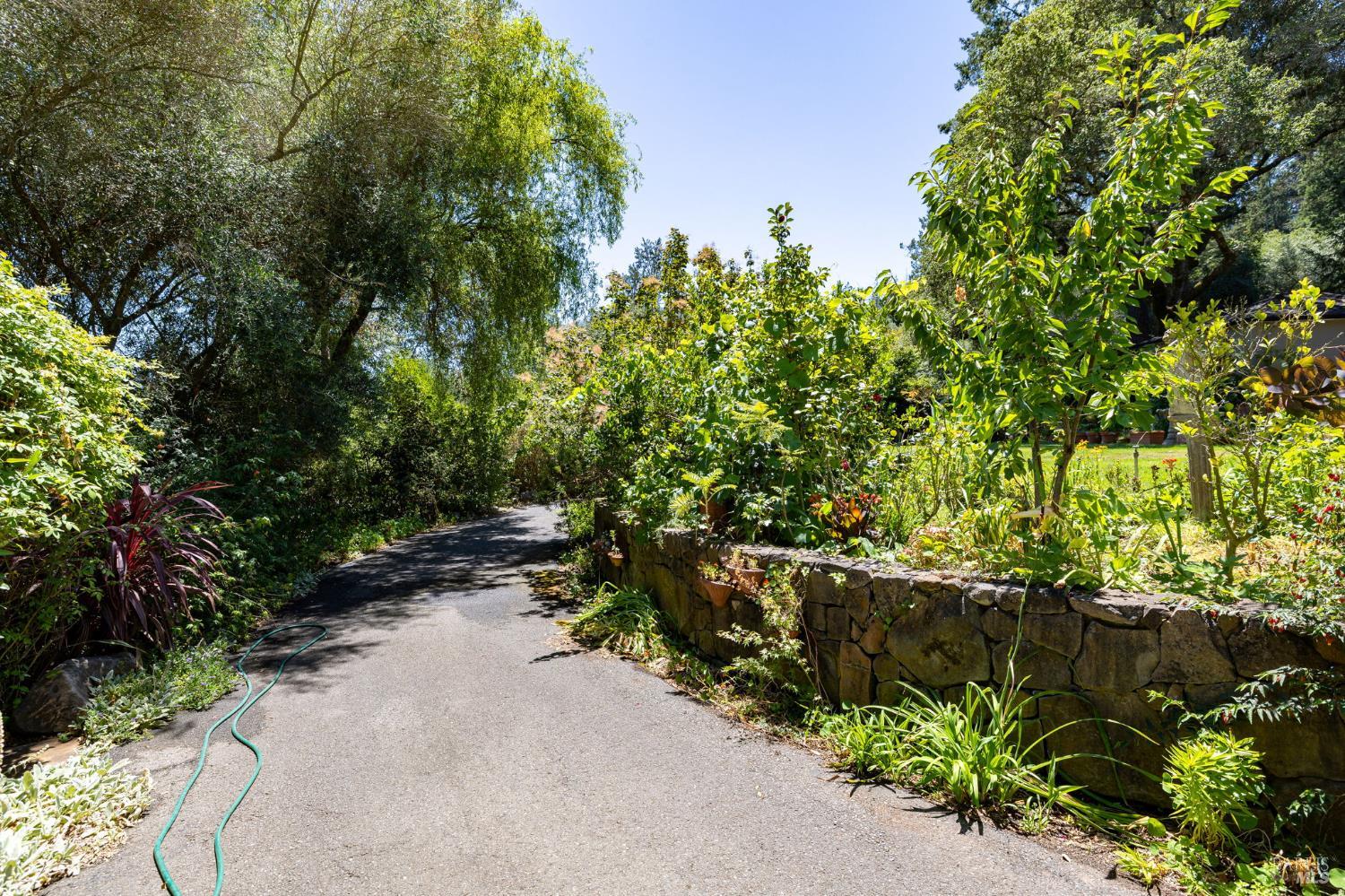 1431 Manzanita Avenue Santa Rosa CA 95404