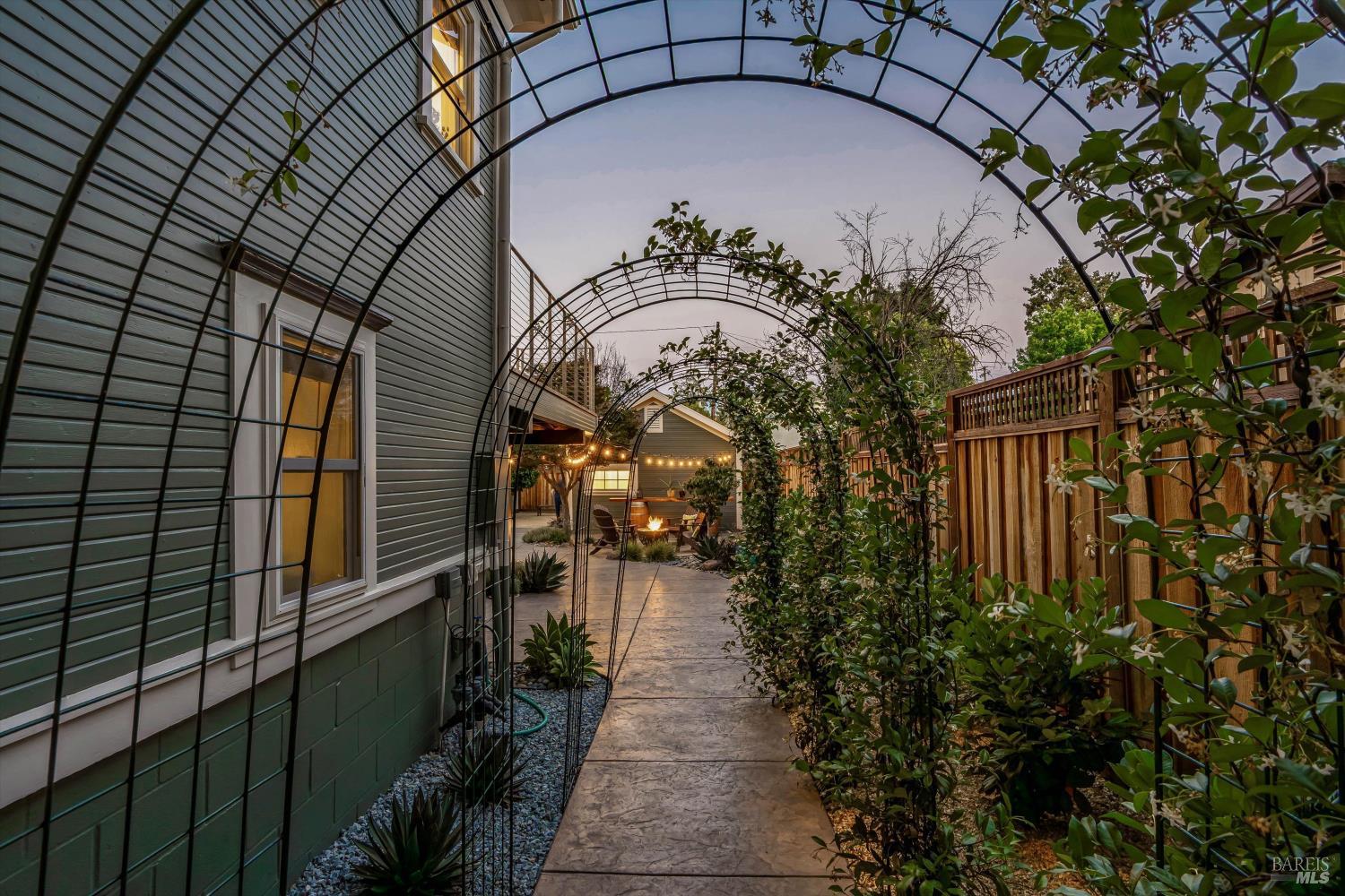 376 Randolph Street Napa CA 94559