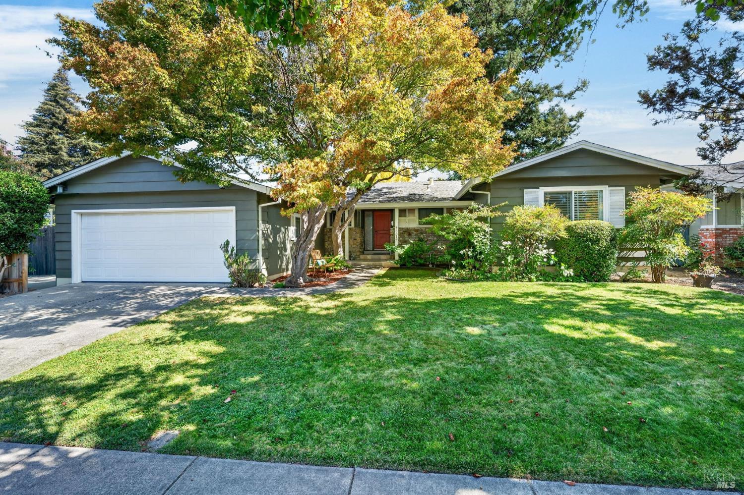 3614 Newark Drive Napa CA 94558