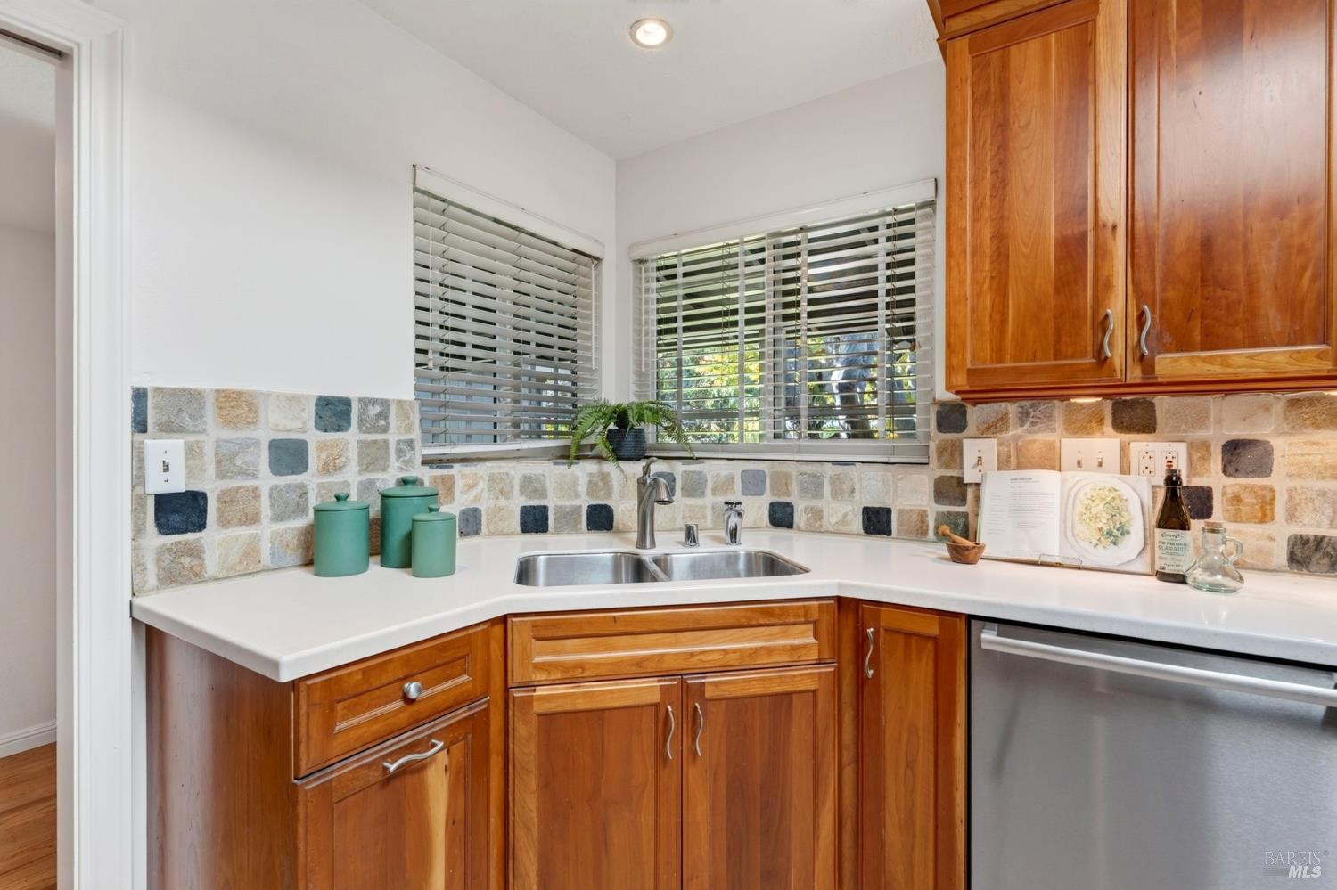 3614 Newark Drive Napa CA 94558