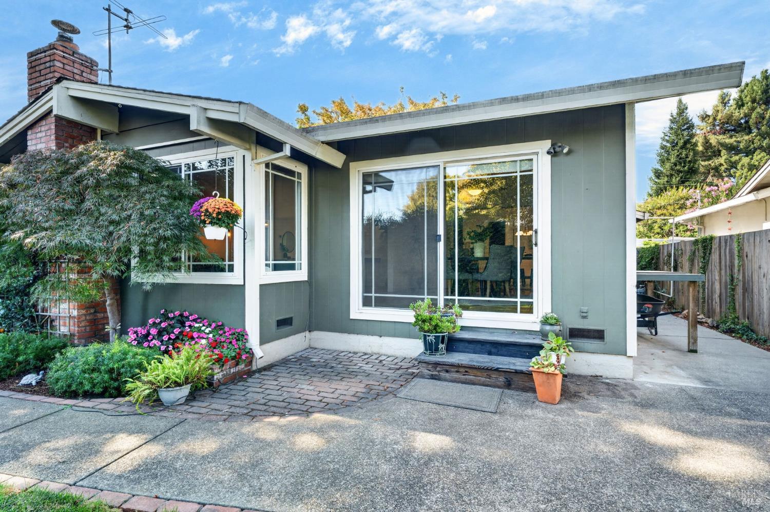 3614 Newark Drive Napa CA 94558