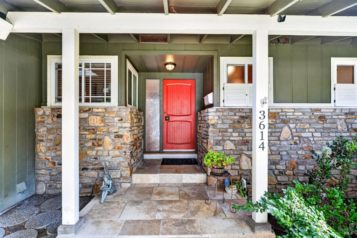 3614 Newark Drive Napa CA 94558