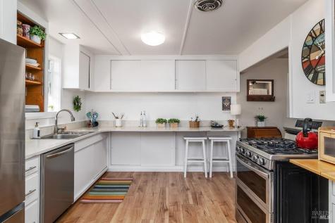 563 Fernando Drive Novato CA 94945
