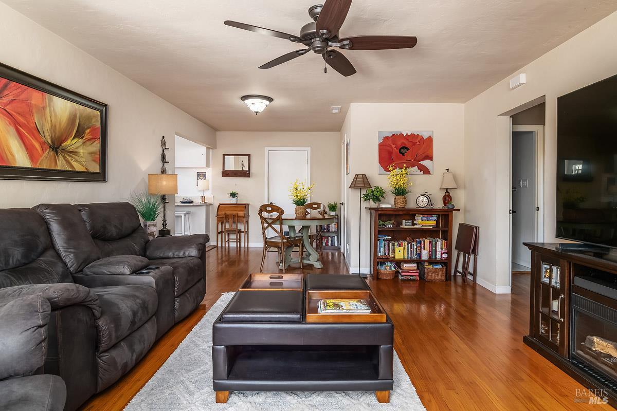 563 Fernando Drive Novato CA 94945