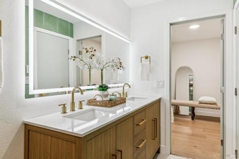 113 Greenridge Court Petaluma CA 94952