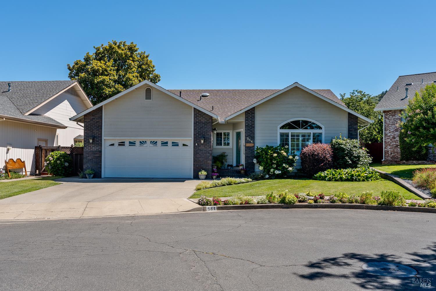 584 Nokomis Drive Ukiah CA 95482