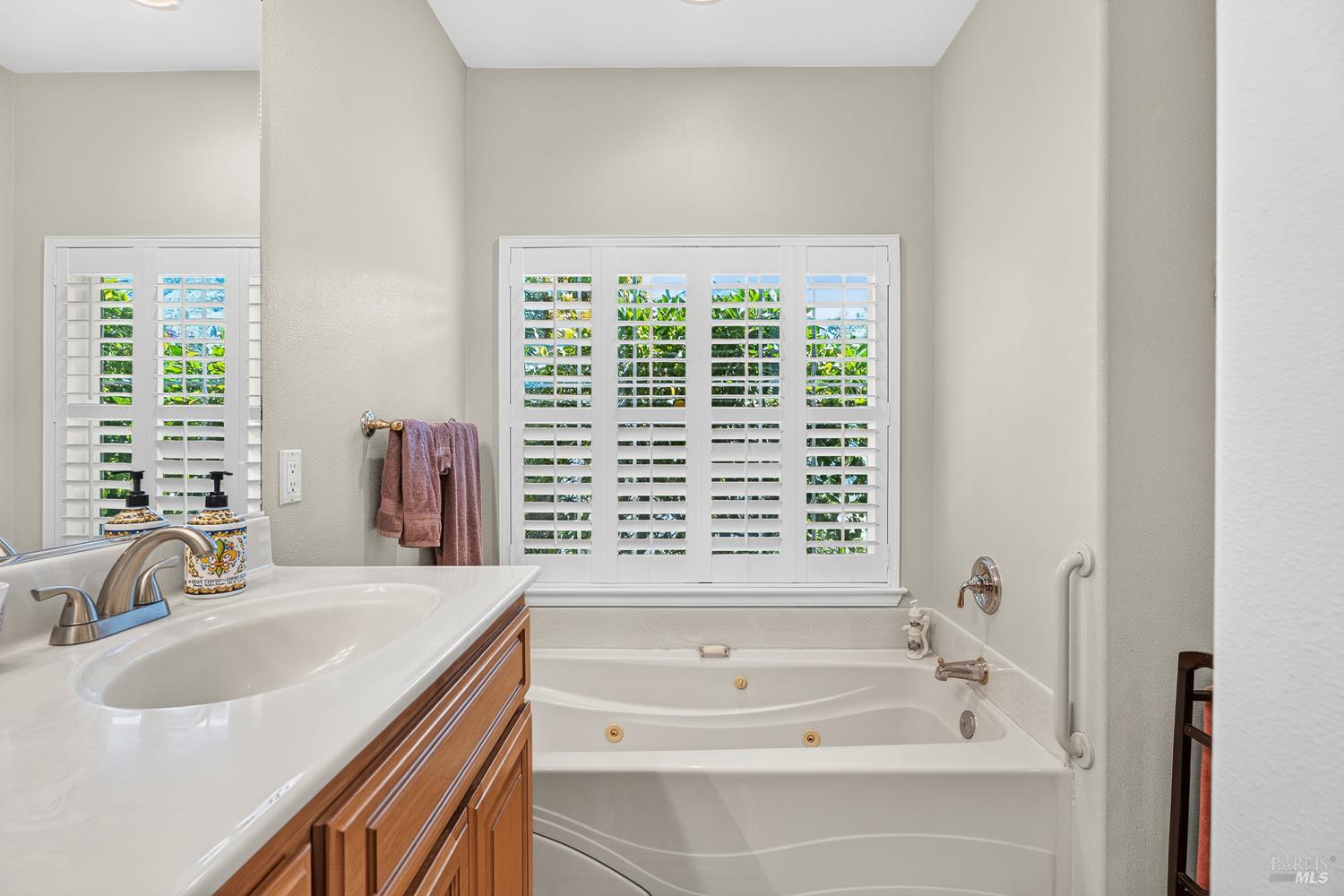 584 Nokomis Drive Ukiah CA 95482