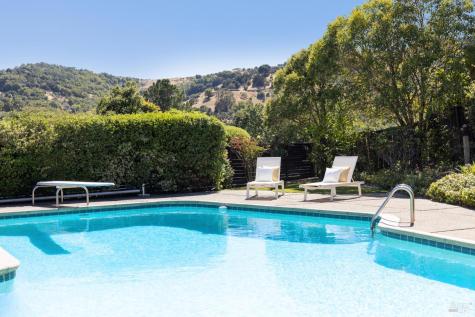 24 Mount Diablo Circle San Rafael CA 94903