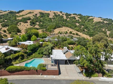 24 Mount Diablo Circle San Rafael CA 94903