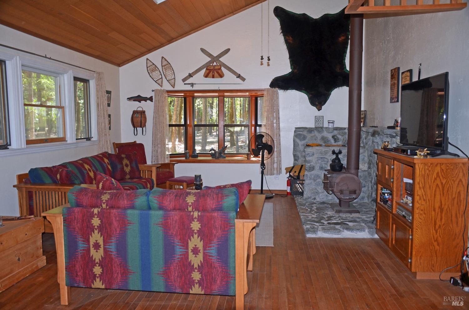 30477 Rodeo Road Potter Valley CA 95469