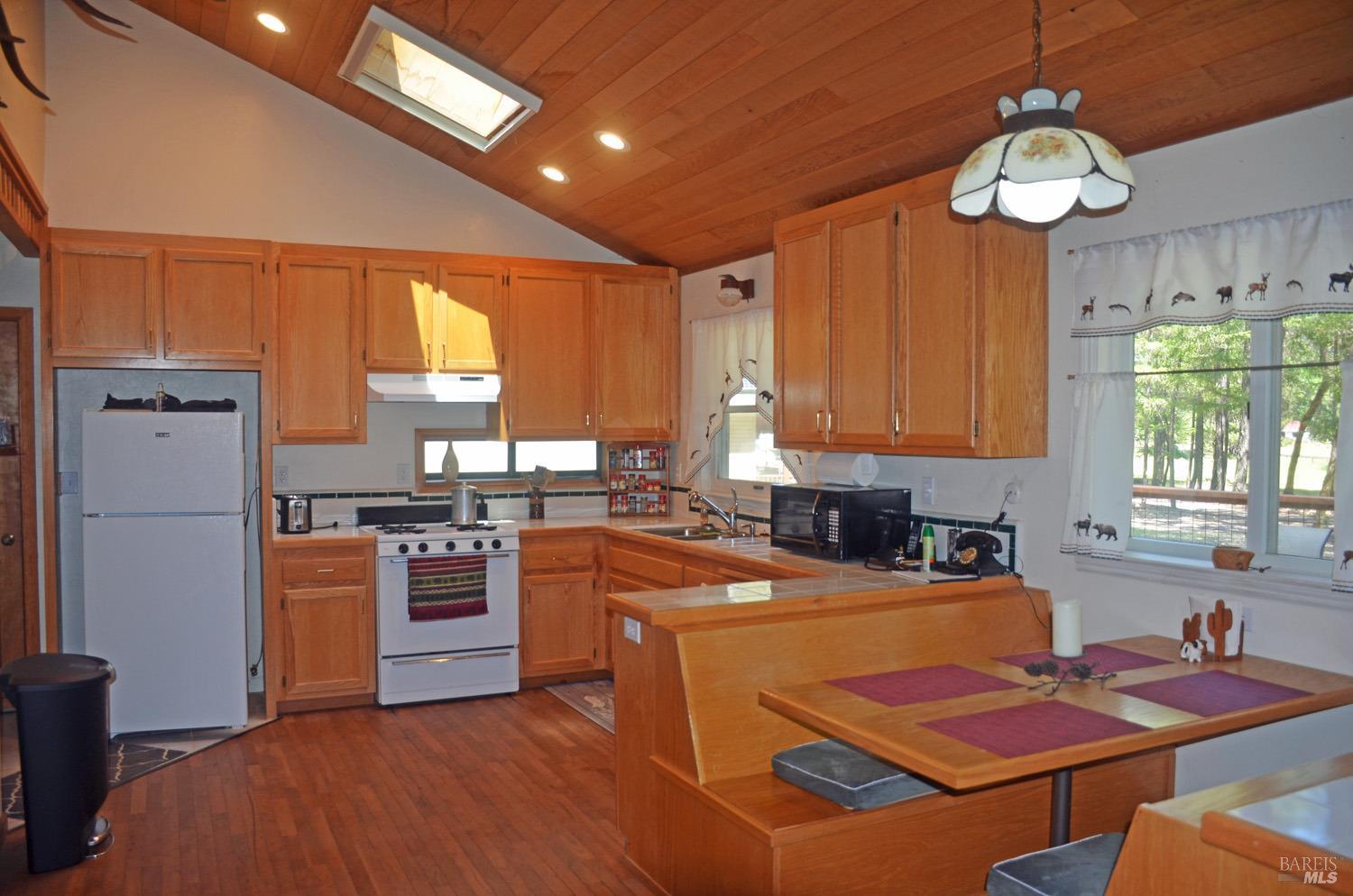 30477 Rodeo Road Potter Valley CA 95469