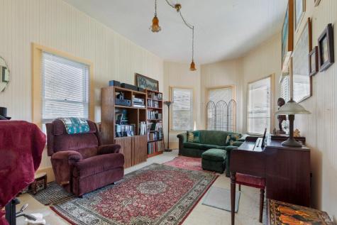 3015 Petaluma Hill Road Santa Rosa CA 95404