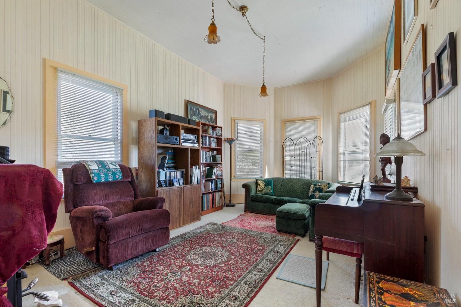 3015 Petaluma Hill Road Santa Rosa CA 95404