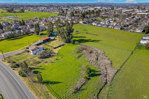 3015 Petaluma Hill Road Santa Rosa CA 95404