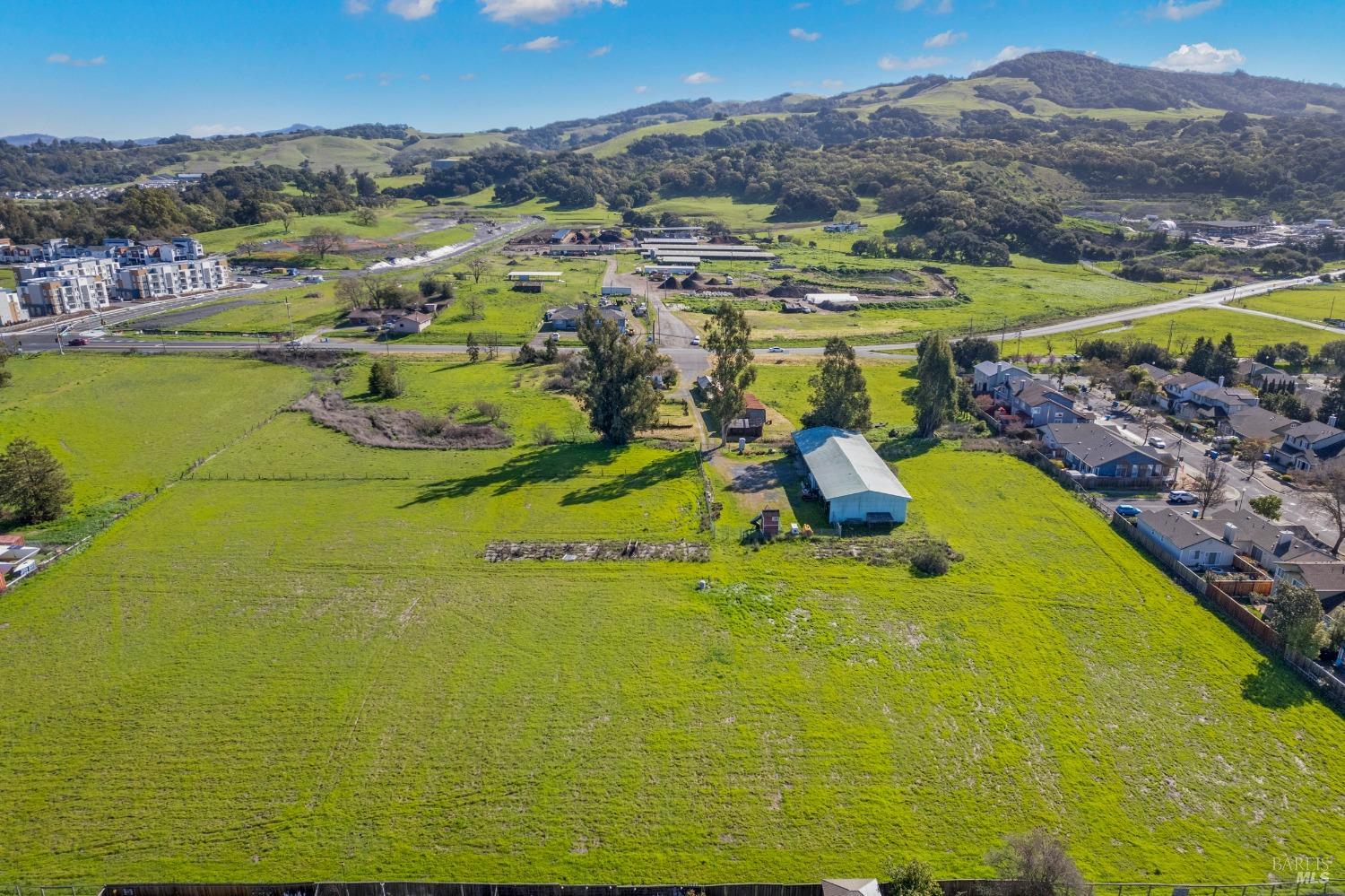 3015 Petaluma Hill Road Santa Rosa CA 95404