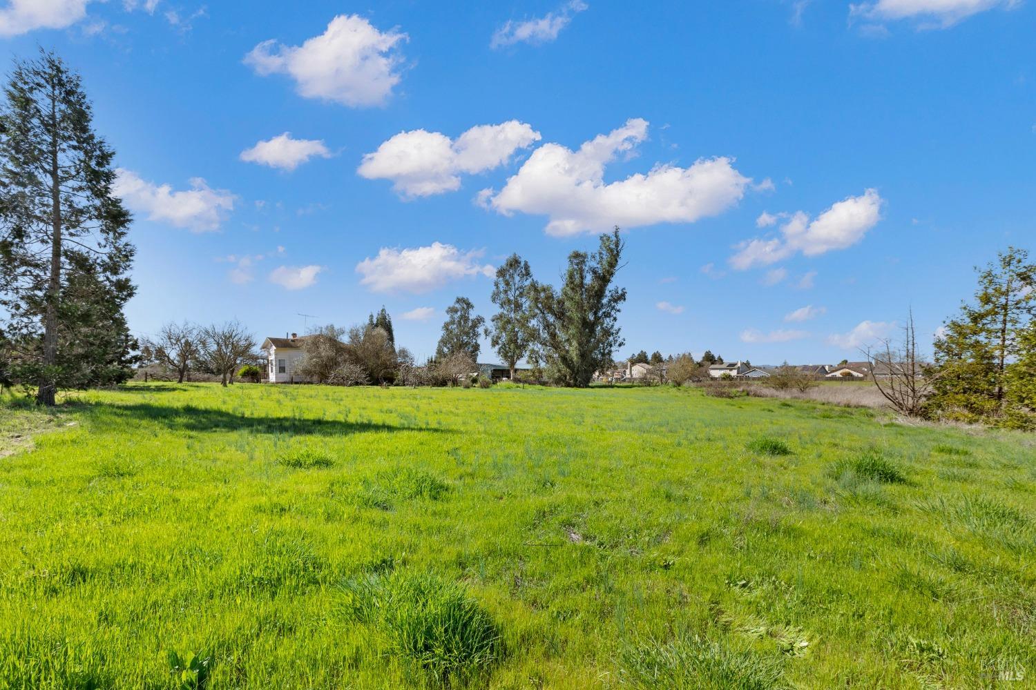 3015 Petaluma Hill Road Santa Rosa CA 95404