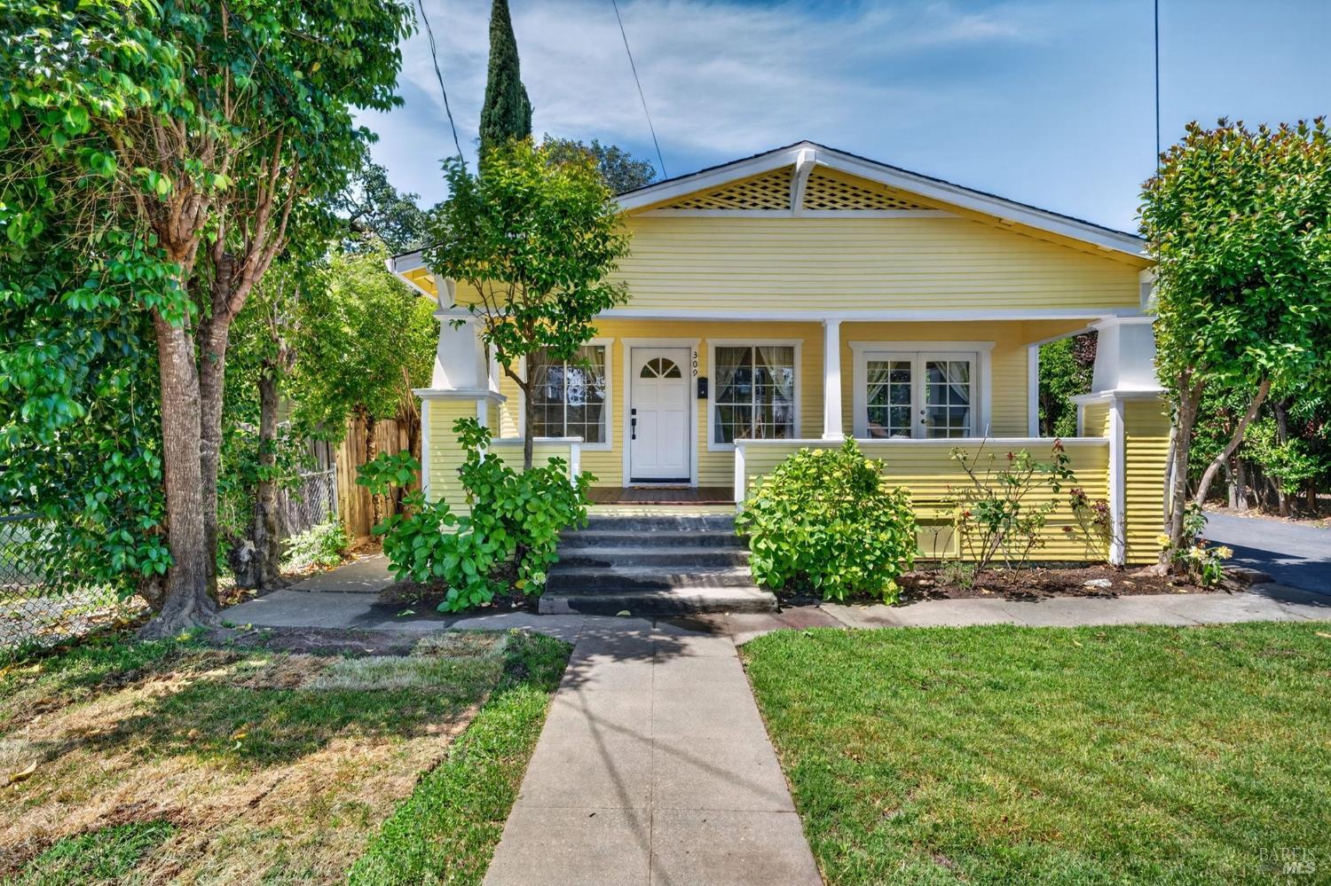 309 N Jefferson Street Cloverdale CA 95425