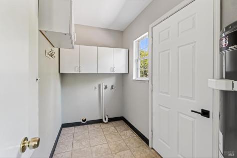 309 N Jefferson Street Cloverdale CA 95425