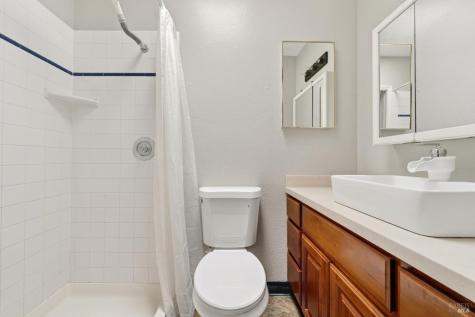 309 N Jefferson Street Cloverdale CA 95425