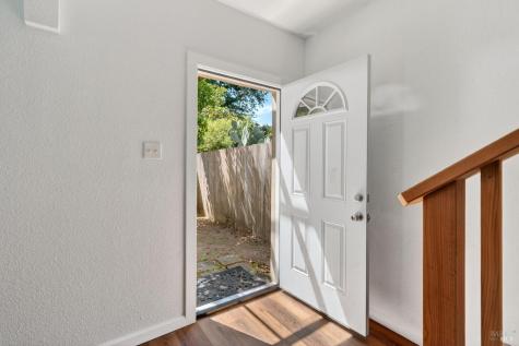 309 N Jefferson Street Cloverdale CA 95425