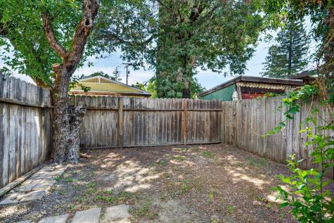309 N Jefferson Street Cloverdale CA 95425