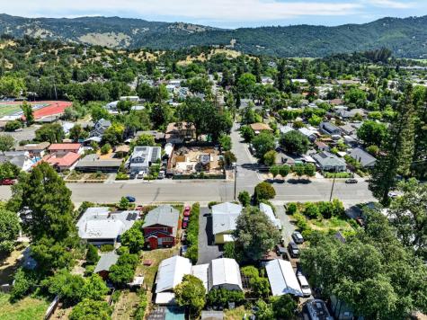 309 N Jefferson Street Cloverdale CA 95425