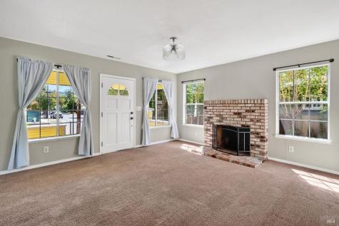 309 N Jefferson Street Cloverdale CA 95425