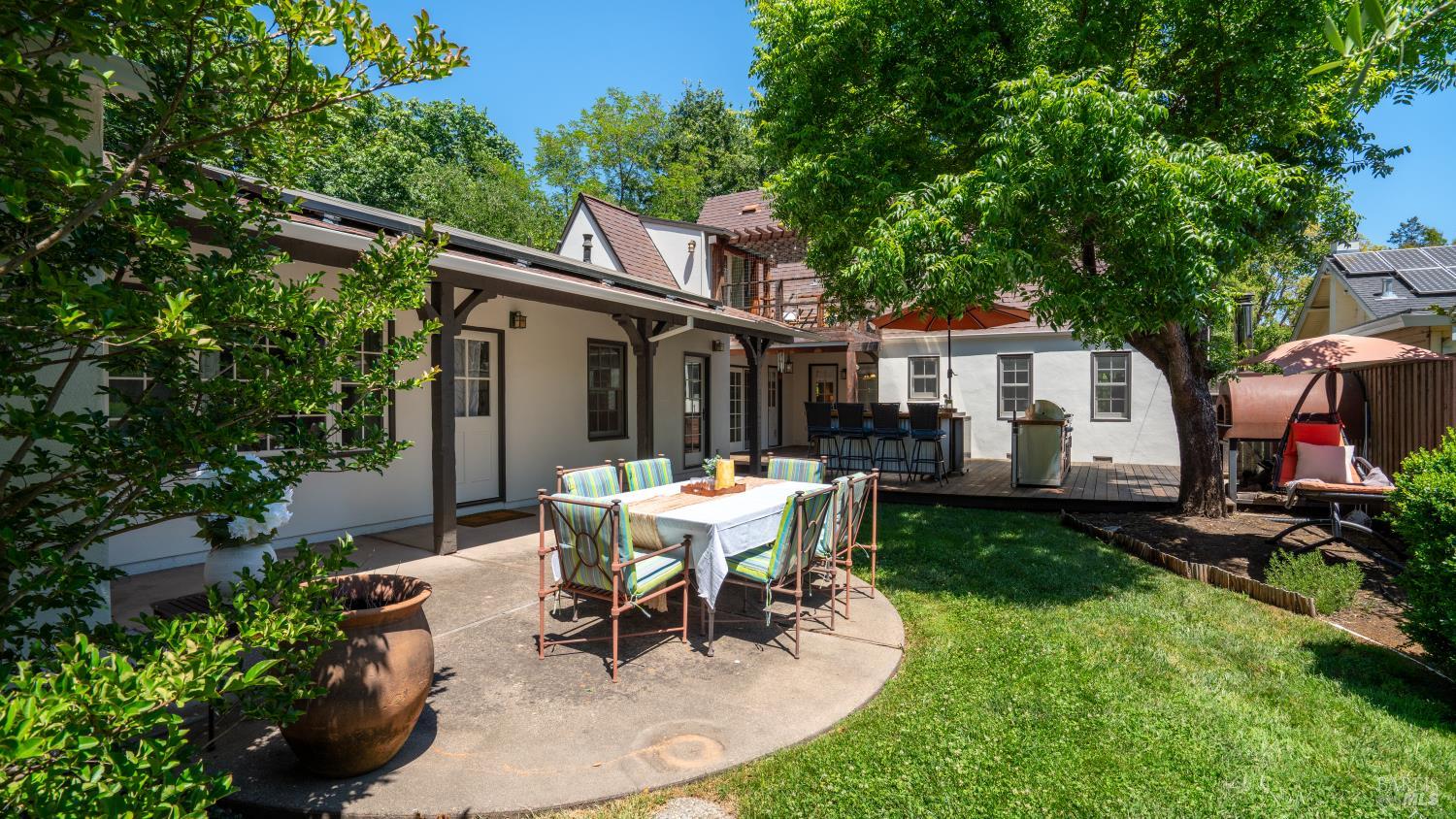 1019 St Helena Avenue Santa Rosa CA 95404