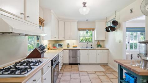 1019 St Helena Avenue Santa Rosa CA 95404