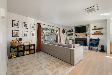 199 Bailhache Avenue Healdsburg CA 95448