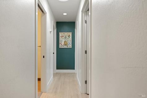 199 Bailhache Avenue Healdsburg CA 95448