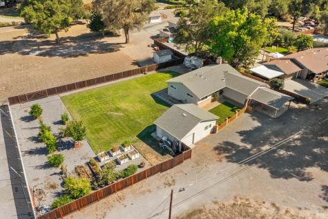 199 Bailhache Avenue Healdsburg CA 95448