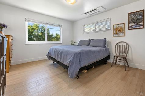 199 Bailhache Avenue Healdsburg CA 95448
