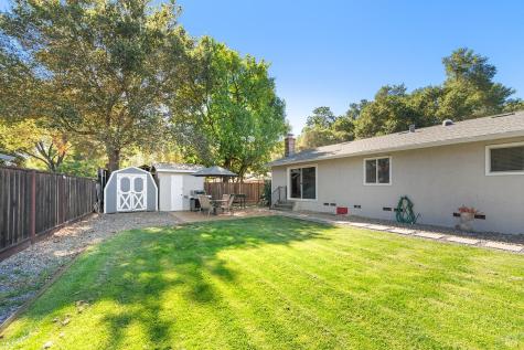 199 Bailhache Avenue Healdsburg CA 95448