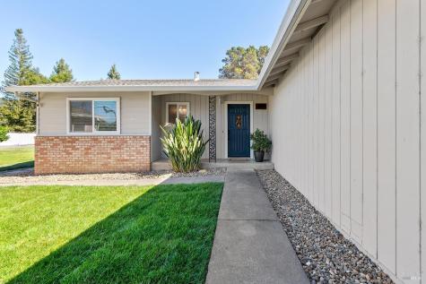 199 Bailhache Avenue Healdsburg CA 95448