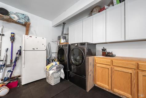 199 Bailhache Avenue Healdsburg CA 95448