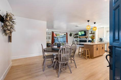 199 Bailhache Avenue Healdsburg CA 95448