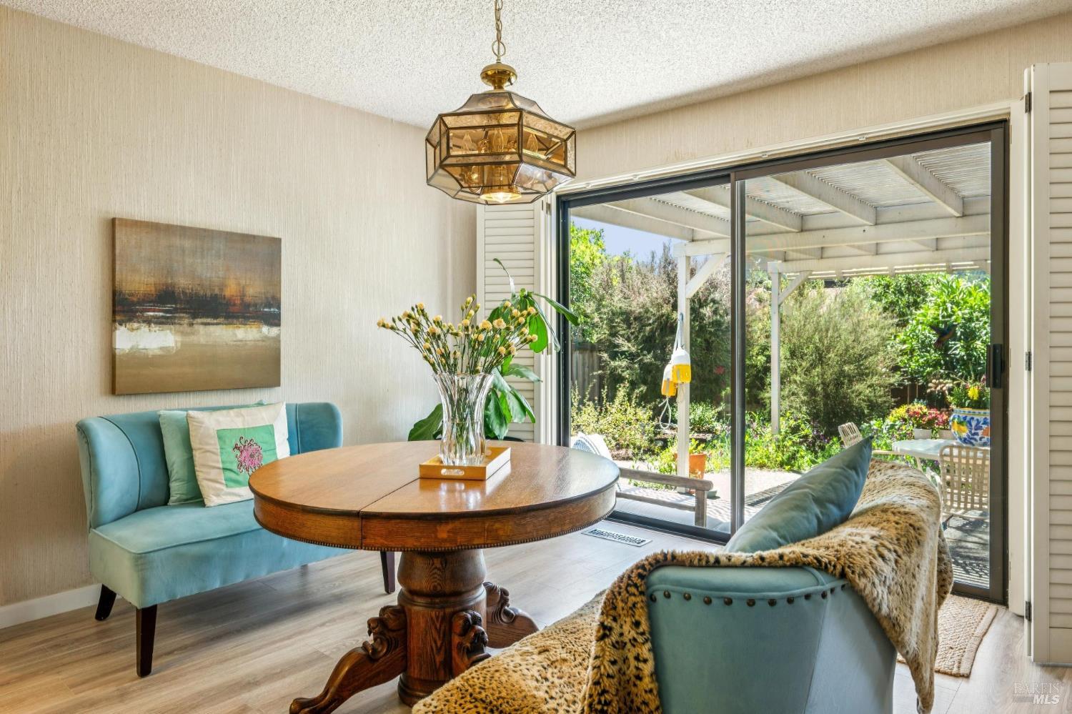 8845 Hood Mountain Circle Santa Rosa CA 95409