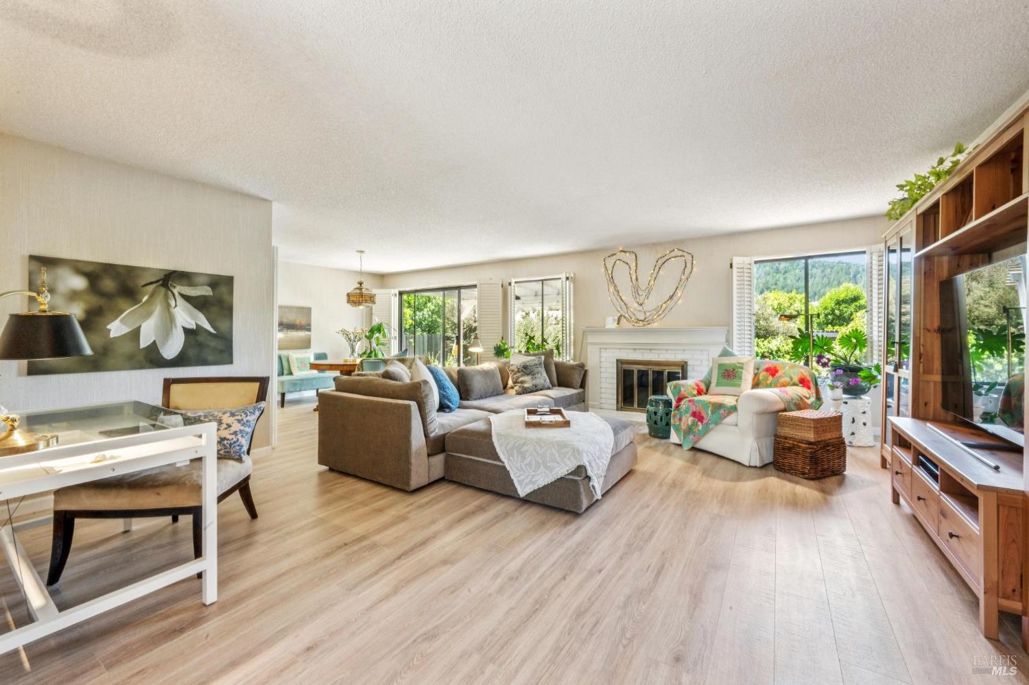 8845 Hood Mountain Circle Santa Rosa CA 95409