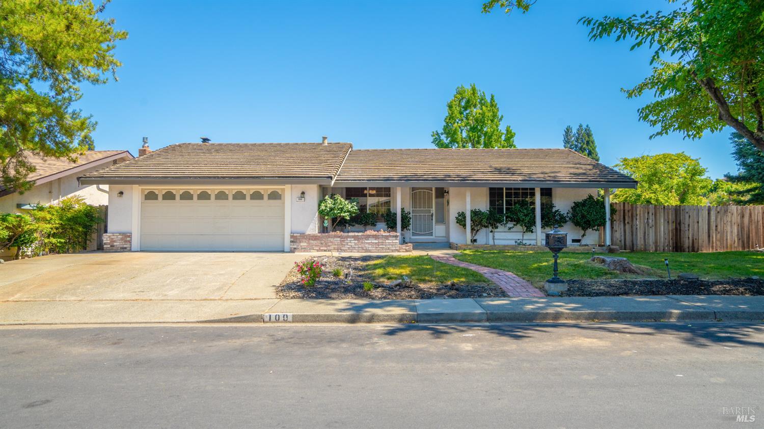 100 Cheyenne Drive Vacaville CA 95688