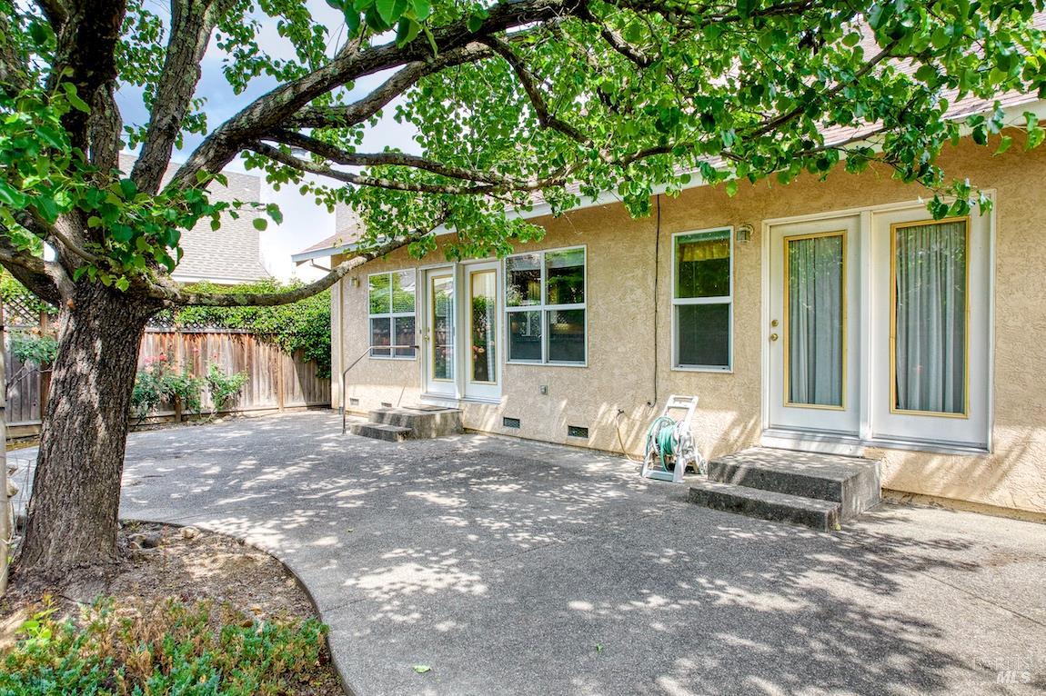 155 Cooper Street Sonoma CA 95476
