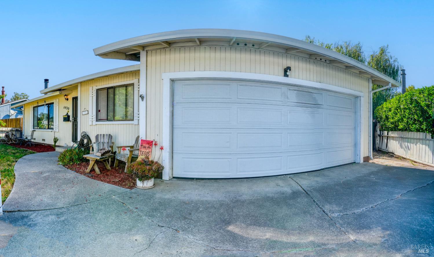 1430 Mcminn Avenue Santa Rosa CA 95407