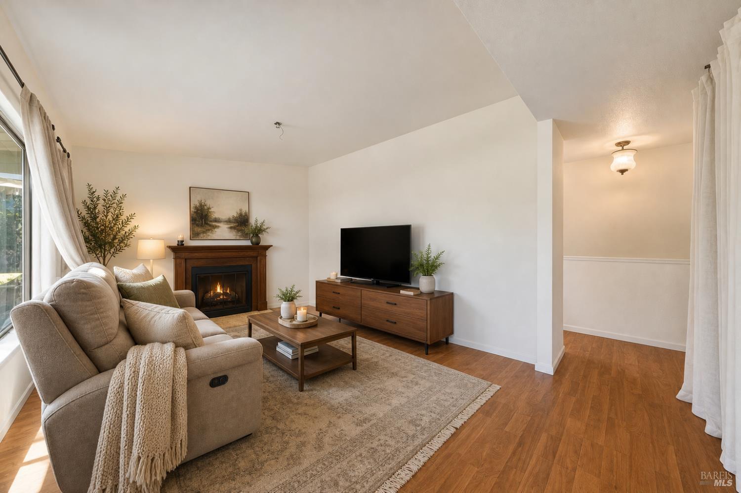 1430 Mcminn Avenue Santa Rosa CA 95407