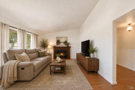 1430 Mcminn Avenue Santa Rosa CA 95407