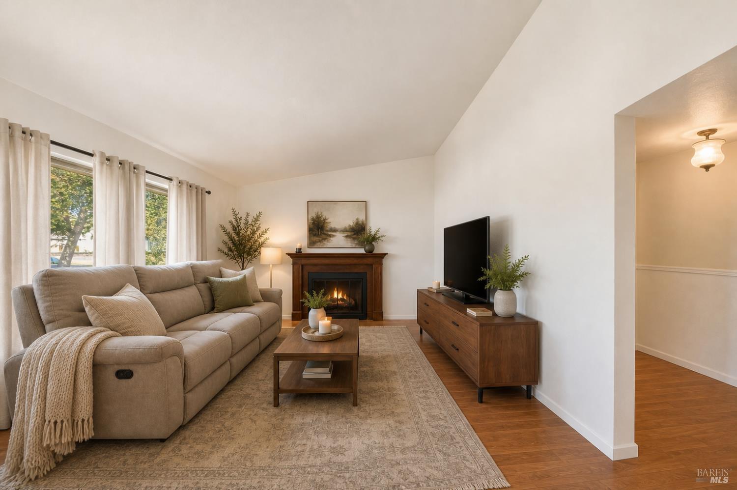 1430 Mcminn Avenue Santa Rosa CA 95407