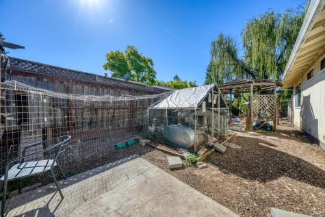 1430 Mcminn Avenue Santa Rosa CA 95407