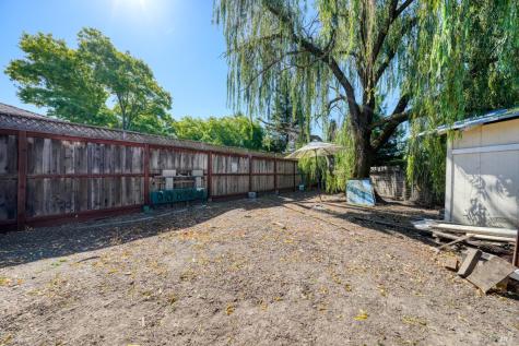 1430 Mcminn Avenue Santa Rosa CA 95407