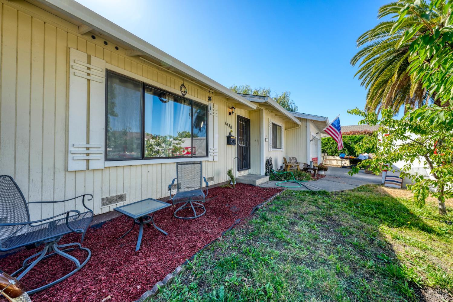 1430 Mcminn Avenue Santa Rosa CA 95407