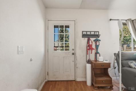 1430 Mcminn Avenue Santa Rosa CA 95407